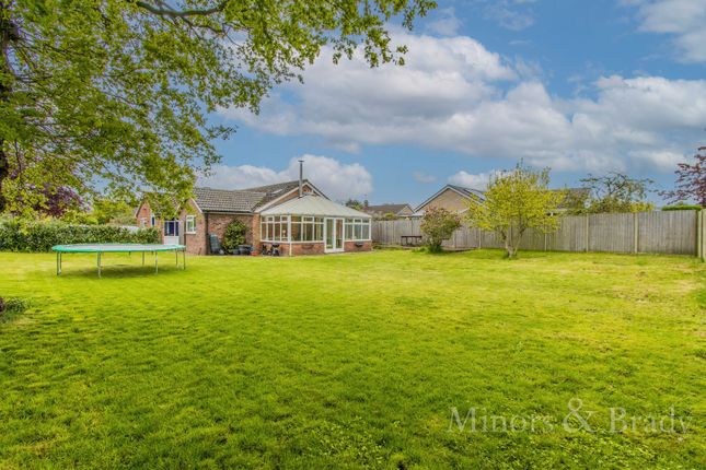 Thumbnail Detached bungalow for sale in Hillside, Chedgrave