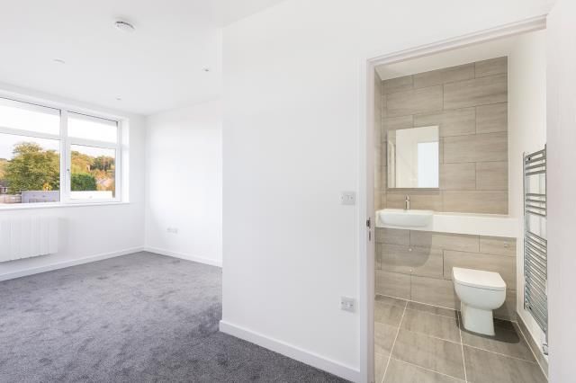 Flat 70, Norwich House, Knoll Road, Camberley photo 4