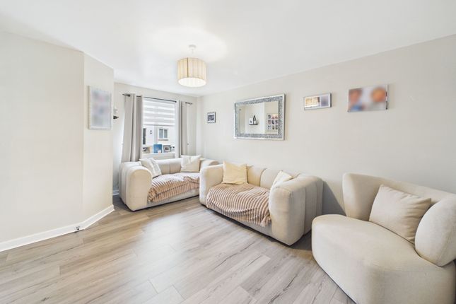 48 Lotus Crescent, Motherwell photo 4