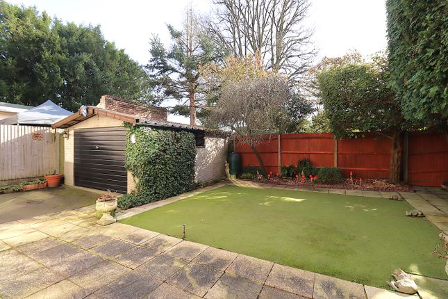 41, Netley Street, Farnborough photo 3