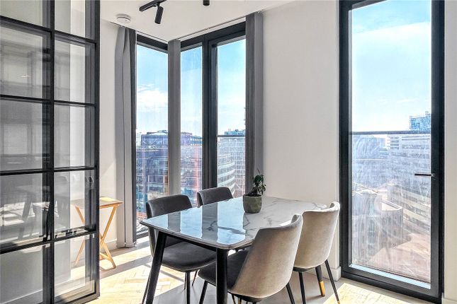 N1406 One Crown Place, 19, Sun Street, London photo 4