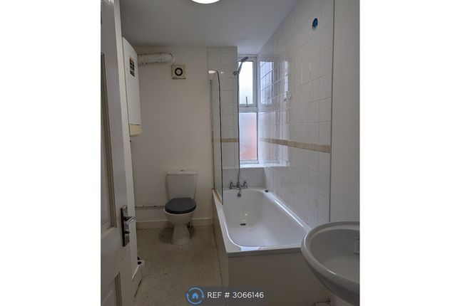 Flat, A High St, King's Lynn photo 3