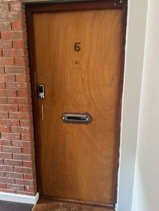 Flat 6, 13, Cobbett Road, Southampton photo 4