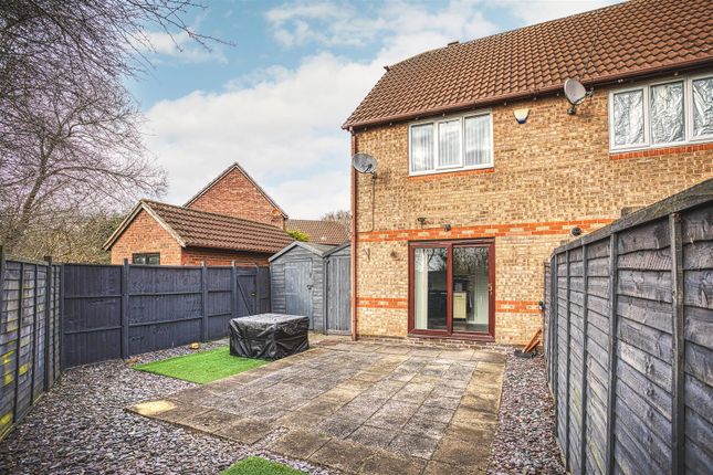 5, Mendip Court, Derby photo 2