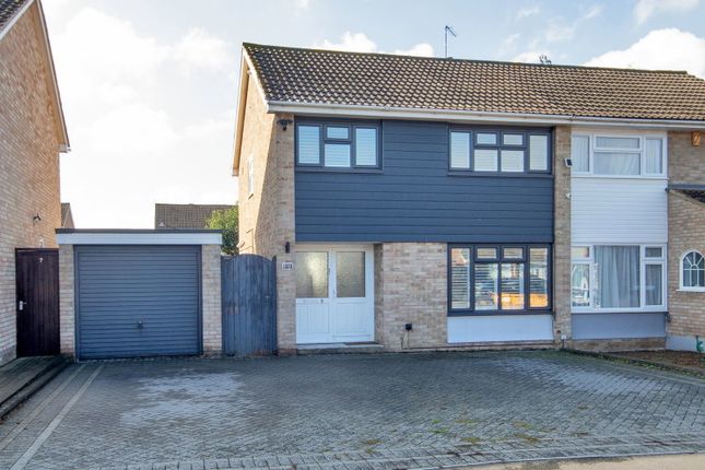 3-bed semi-detached on Turnstone, Longfield, £525,000