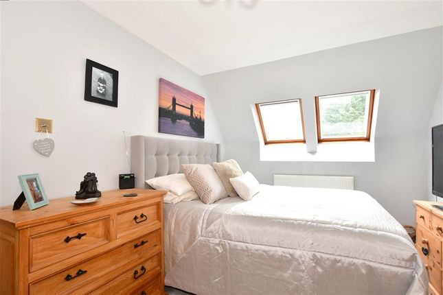 Flat for sale in Sawyers Hall Lane, Brentwood, Essex