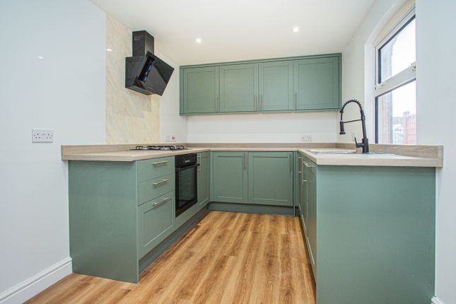 14, Summerlee Road, Wellingborough photo 2