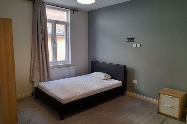 Room to rent in Wakefield Road, Normanton WF6