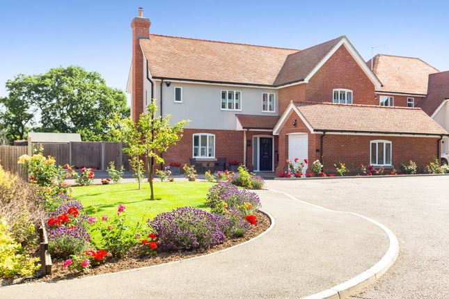 Detached house for sale in Oak Tree Close, Bumbles Green, Nazeing, Essex