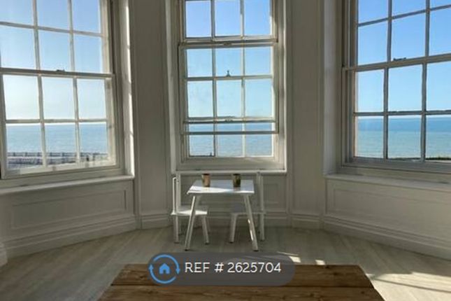 Living Room Vue