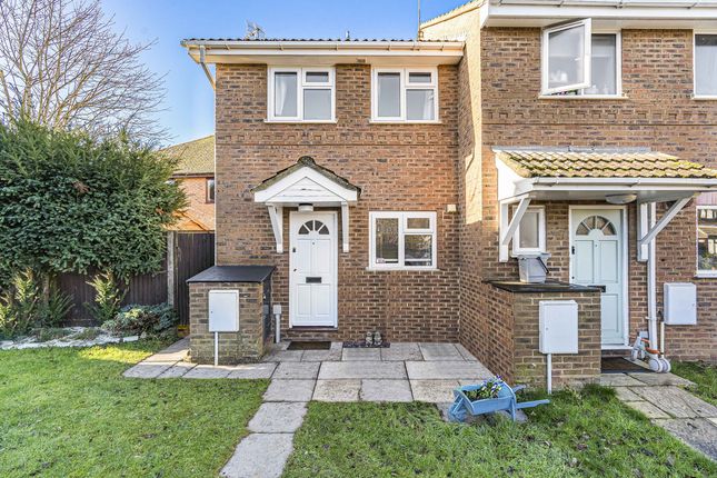 End terrace house for sale in Kingfisher Way, Bicester