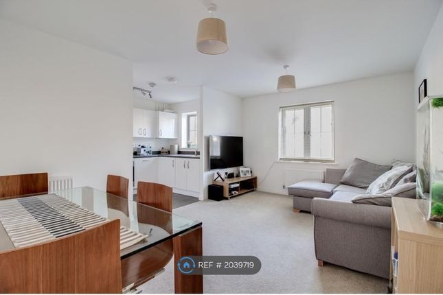 Flat to rent in Copia Crescent, Leighton Buzzard
