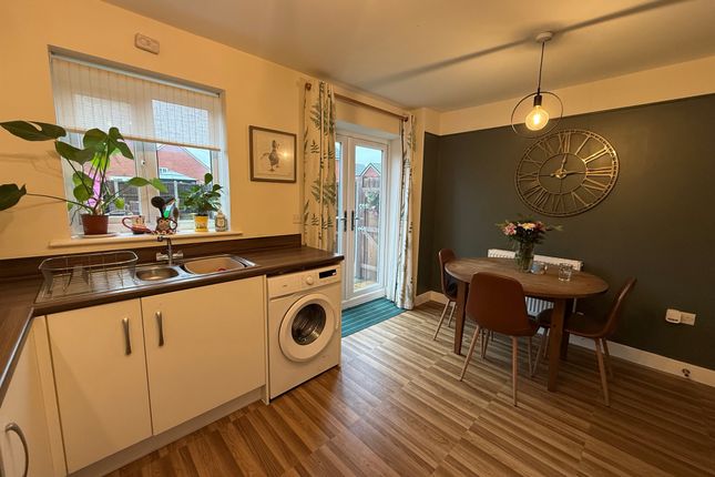 8, Leighton Drive, Cannock photo 2