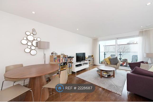 Thumbnail Flat to rent in Wharf Street, London