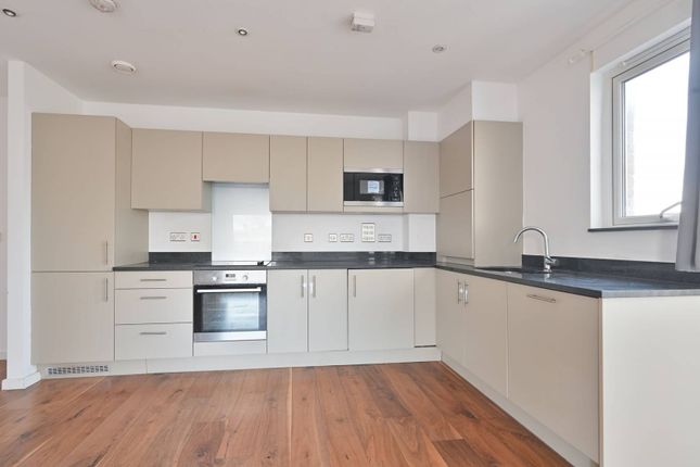 Heath Parade, Colindale photo 4