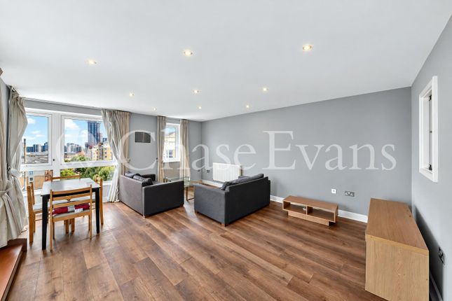 Flat 32,, Wingfield Court, Poplar photo 3