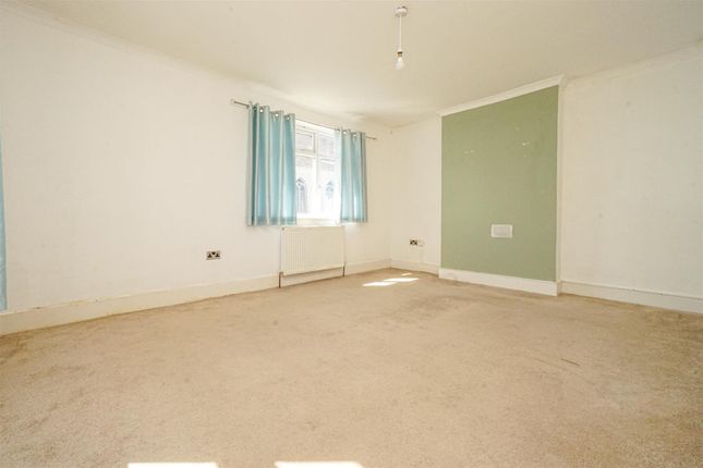 End terrace house for sale in Clifton Road, Hastings