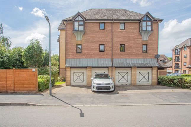 Thumbnail Semi-detached house for sale in Butlers Walk, St George, Bristol