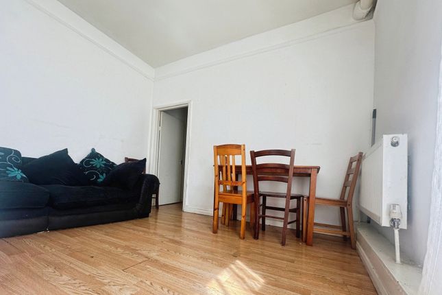 Flat 5, Tarmay House, 146, St. Albans Road, Hertfordshire photo 5
