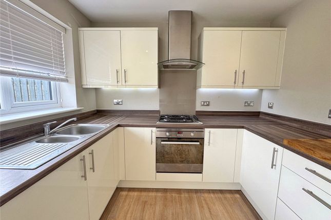 48, Siskin Avenue, Rossendale photo 2