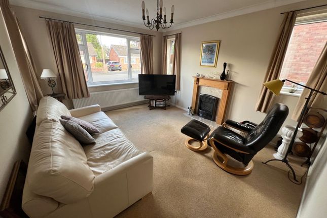 21 Highcliffe Road, Grantham photo 2
