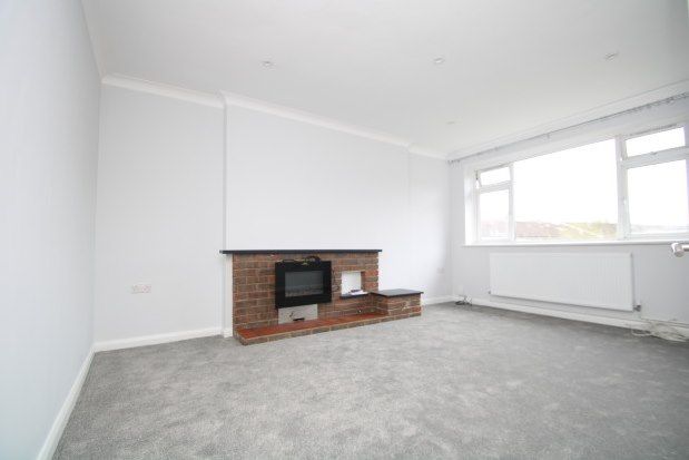 Thumbnail Maisonette to rent in Selhurst New Road, London