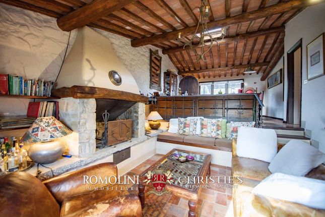 Villa for sale in Grosseto, Tuscany, Italy