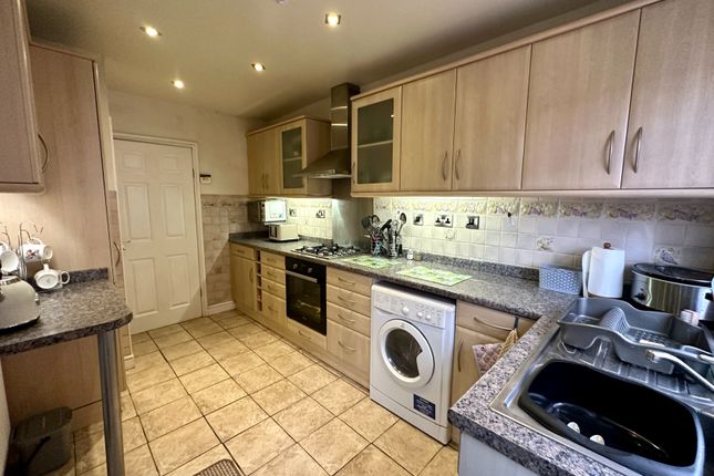 Arnotdale Drive, Cannock photo 2