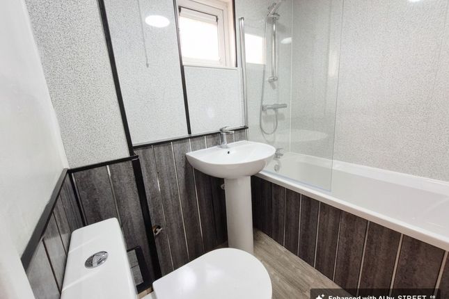58 The Paddock, Preston photo 3