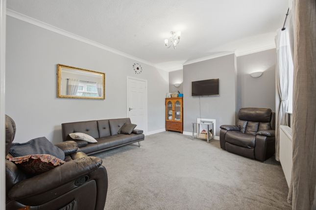 8 Ribbleton Drive, Accrington photo 2