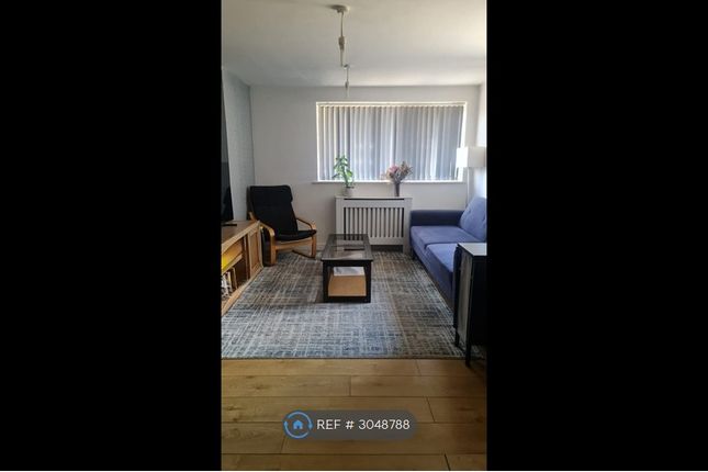 Serenity Court, Evelyn Walk, Greenhithe photo 2
