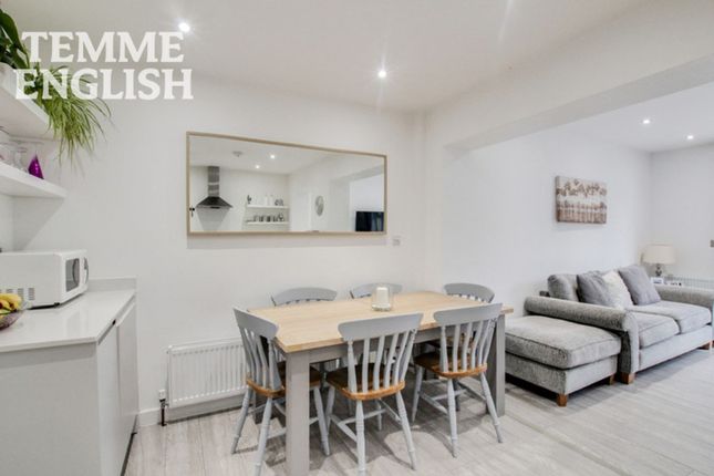13a Waverley Crescent, Wickford photo 5