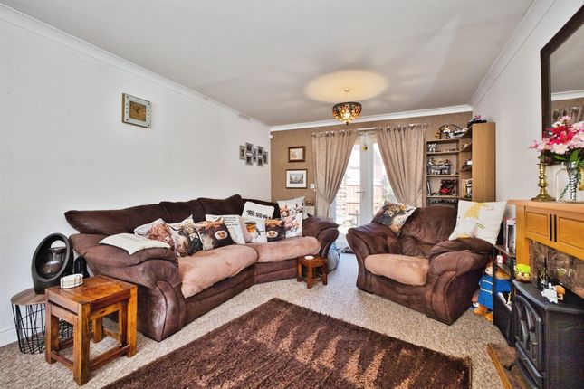 44, Somerset Way, Highbridge photo 4