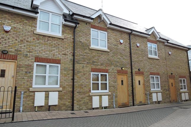 Thumbnail Mews house to rent in Farrs Mews, Ebury Road, Rickmansworth