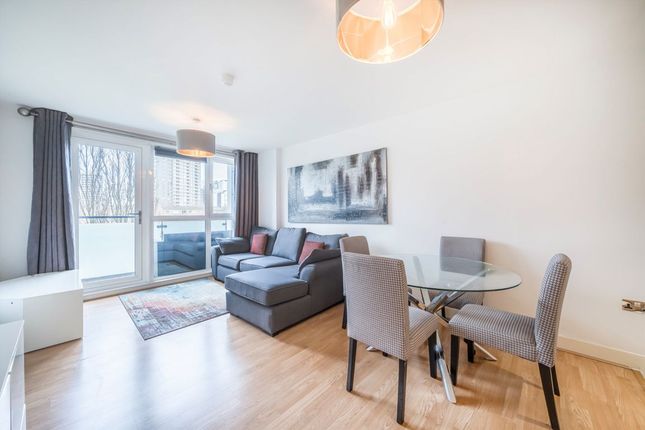 2-bed flat on Flat 4, Apollo Court, 188, High Street, London, £325,000