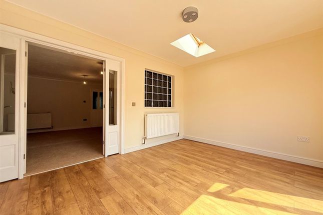 6, Admirals Quay, Great Yarmouth photo 4