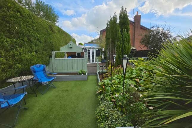 24, Woodhall Road, Stoke-on-Trent photo 4