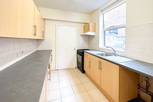 Terraced house to rent in Howard Road, Clarendon Park, Leicester