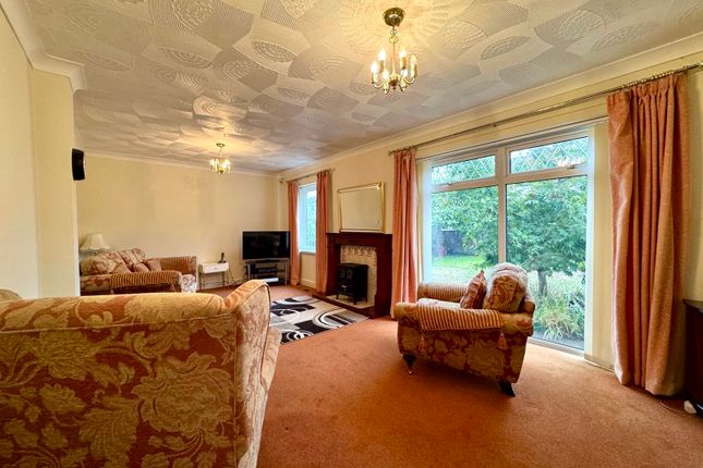 48 Brecon Rise, Pant, Merthyr Tydfil photo 3