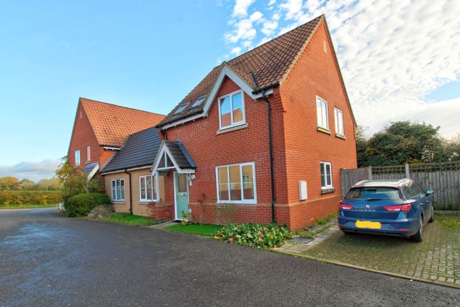 Thumbnail Semi-detached house for sale in Beck Close, Pulham Market, Diss
