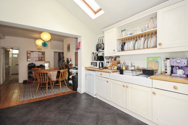 32, Rosefield Street, Leamington Spa photo 4