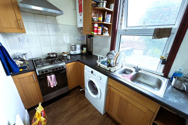 FLAT 6, Northbrook Road, Ilford photo 2