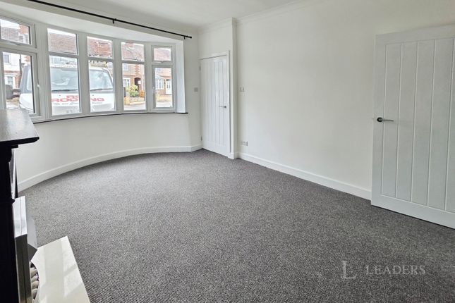 64, Whitehouse Avenue, Leicestershire photo 4