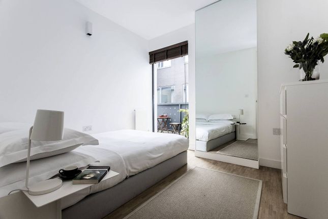 Thumbnail Flat to rent in Leather Lane, Clerkenwell, London