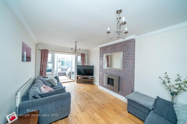 11, Mere Croft, Cannock photo 2