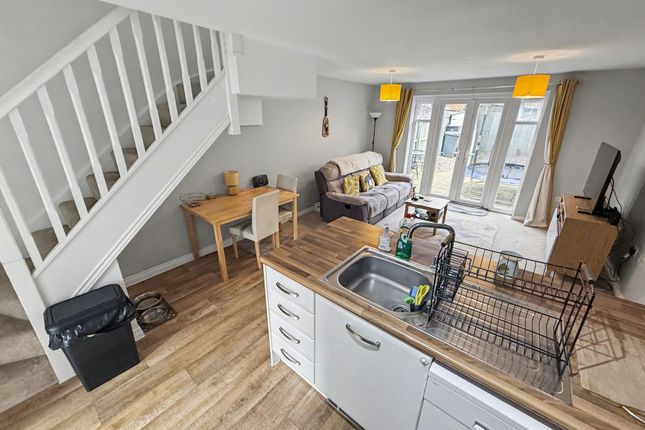 41 Gale Way, Tiverton photo 2