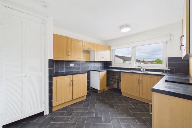 8 Clova Place, Uddingston photo 4