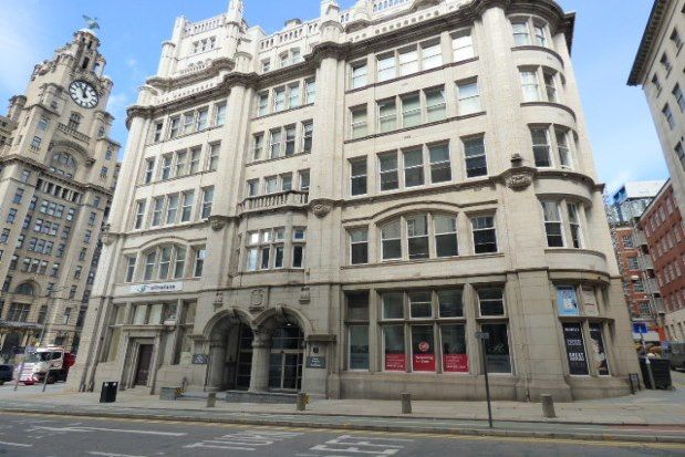 Flat to rent in Tower Building, Liverpool