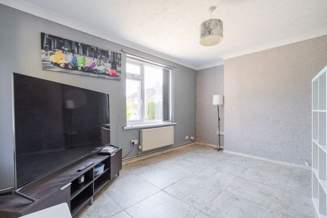 62 Theobald Road, Norwich photo 4