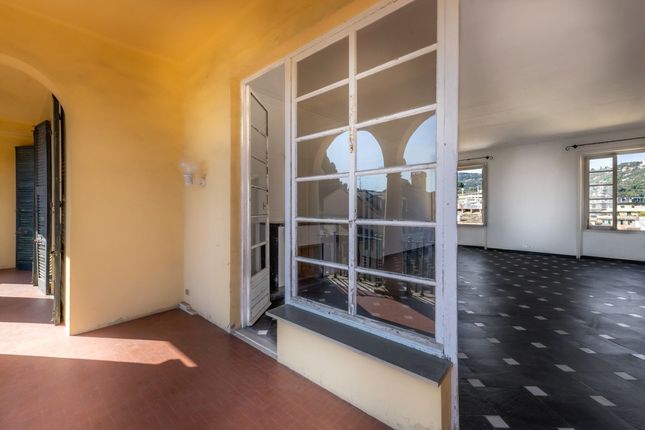 Apartment for sale in Piazza Martiri, Santa Margherita Ligure, Liguria, 16038